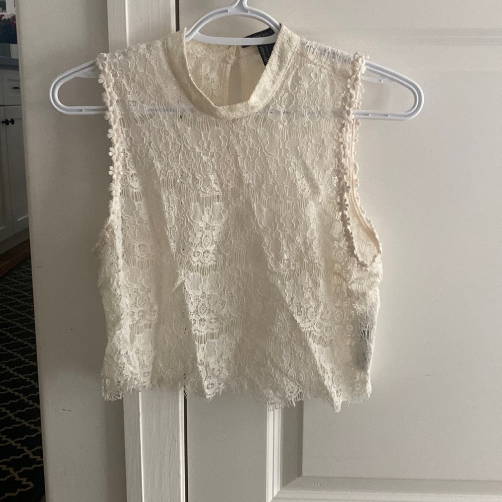 Size small forever 21 lace top